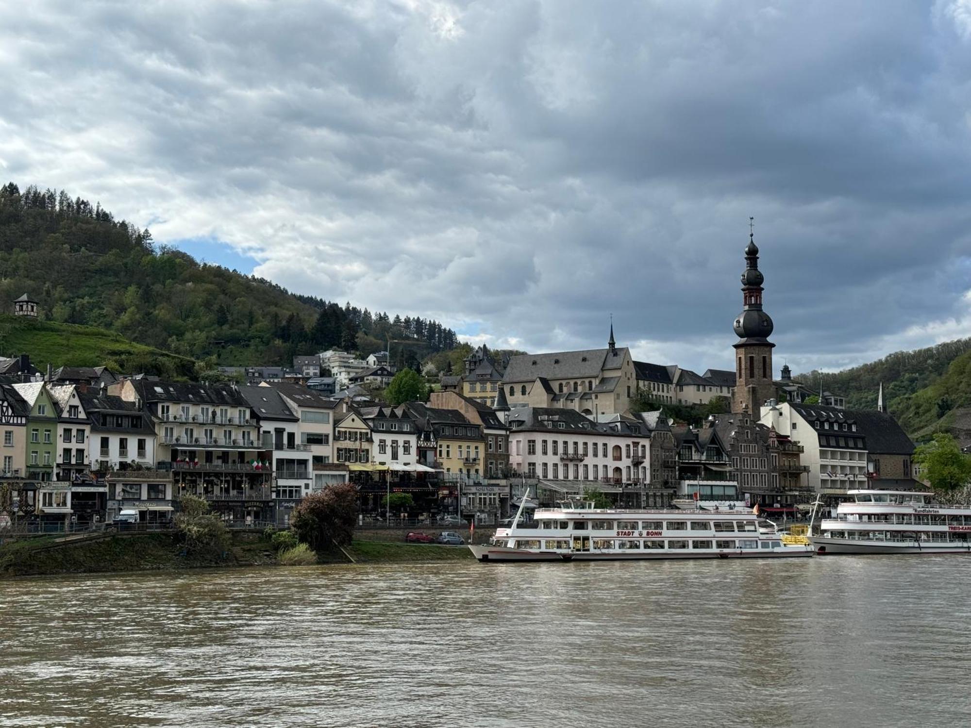 Holiday Apartment Mit Moselblick Im Moselhaus Cochem Ngoại thất bức ảnh