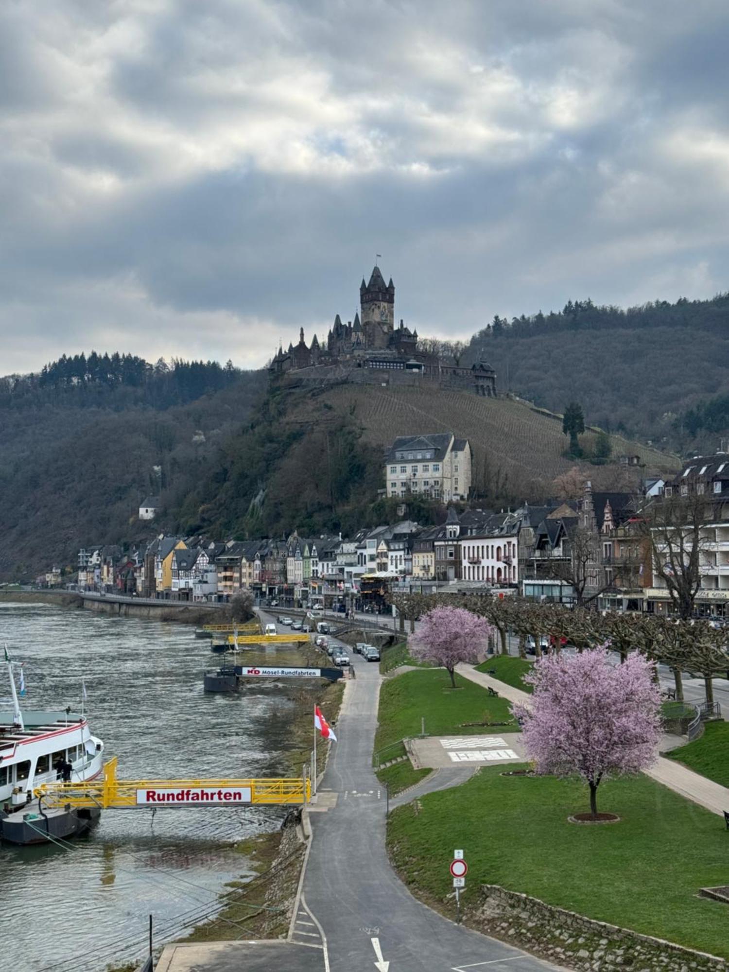 Holiday Apartment Mit Moselblick Im Moselhaus Cochem Ngoại thất bức ảnh